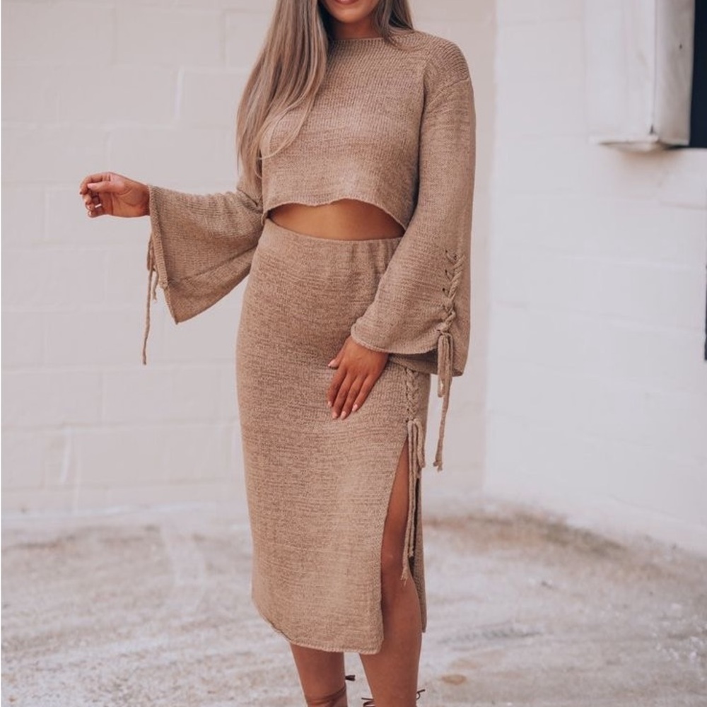 skirt and long sleeve top set